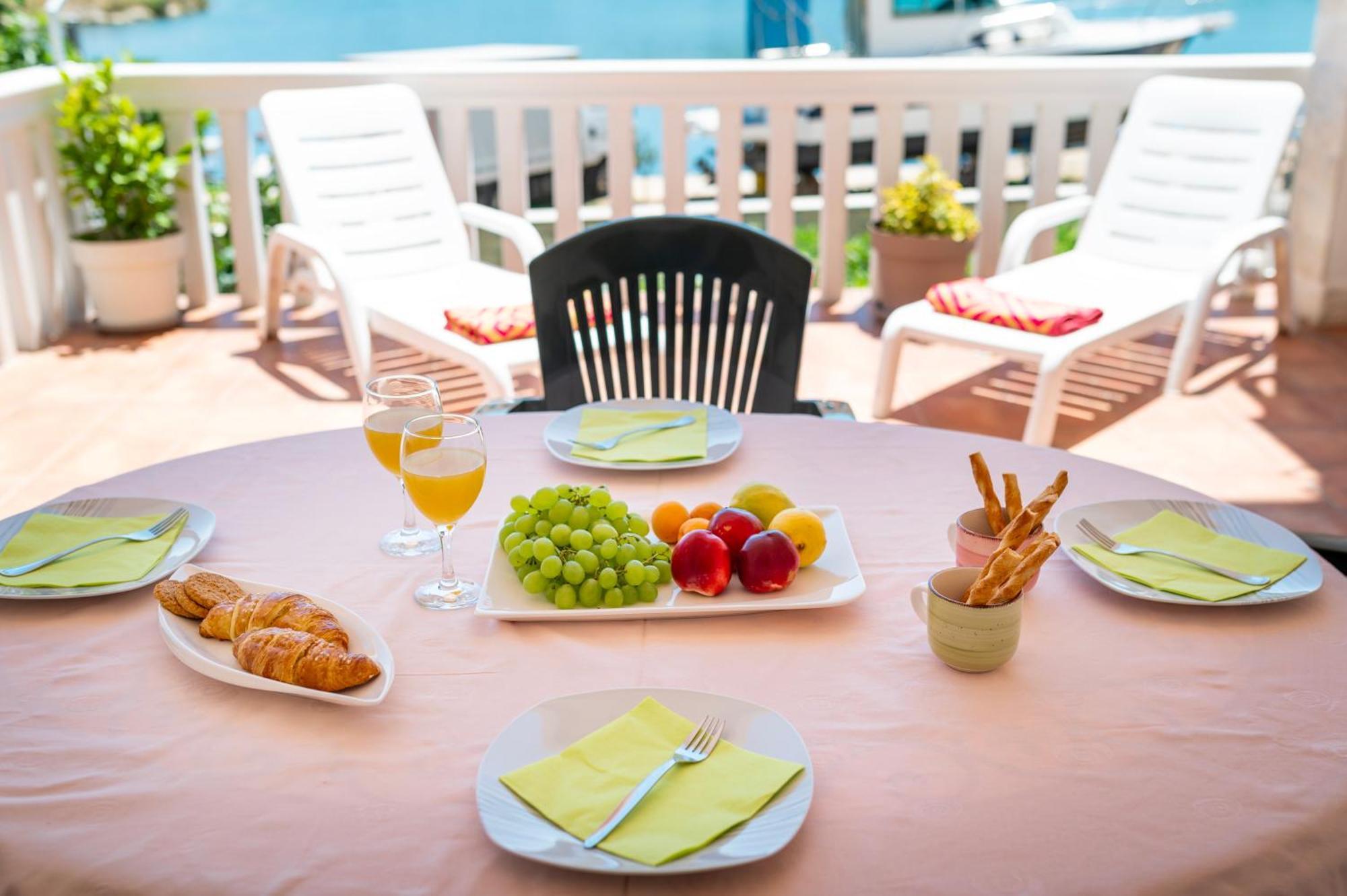 Apartment Bilice Beach Luaran gambar