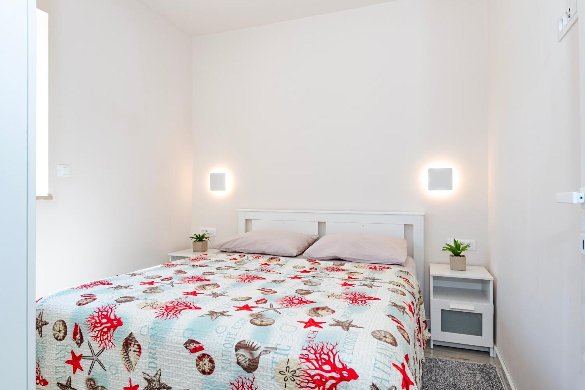 Apartment Bilice Beach Luaran gambar