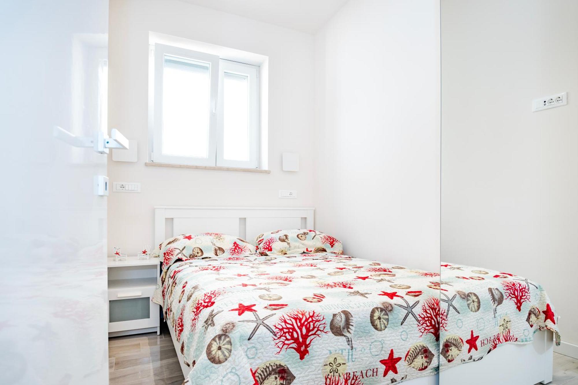 Apartment Bilice Beach Luaran gambar
