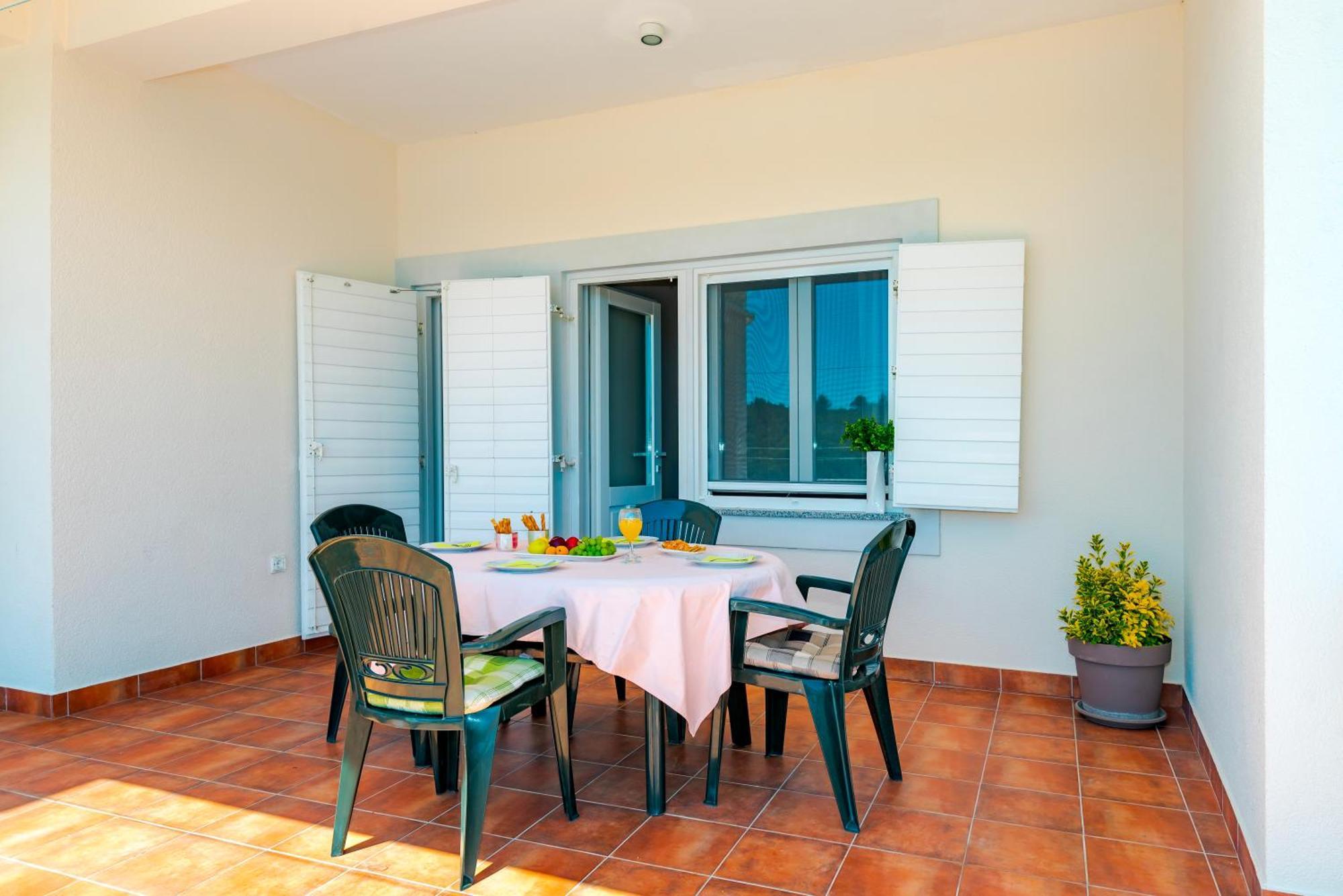 Apartment Bilice Beach Luaran gambar