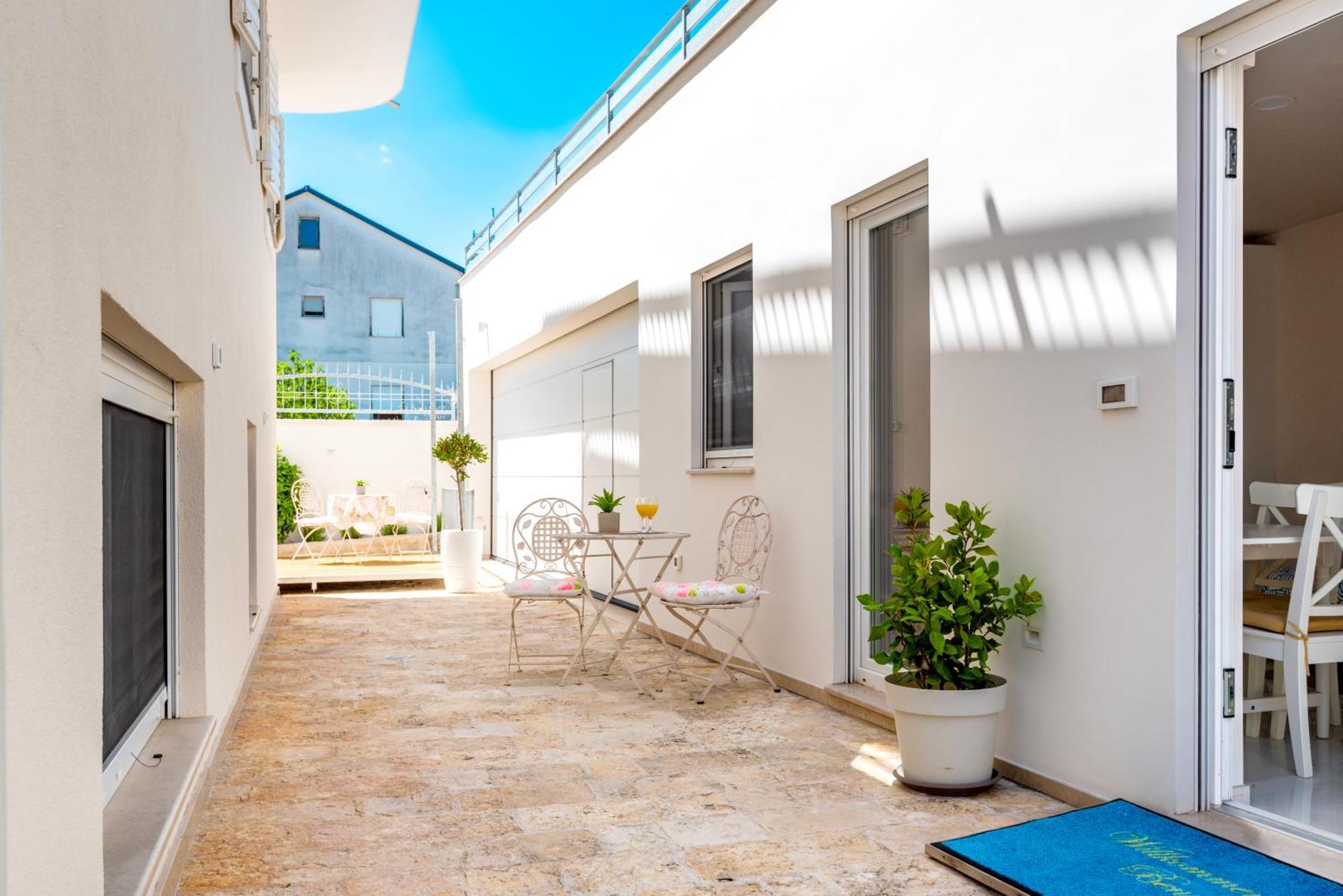 Apartment Bilice Beach Luaran gambar