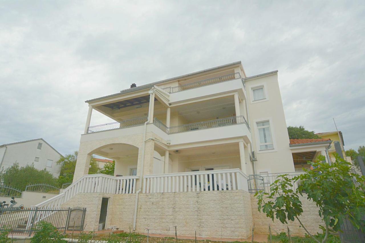 Apartment Bilice Beach Luaran gambar